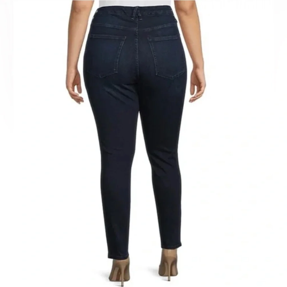 Good American "Always Fits Good"
Skinny Jeans Size 20-26 Plus PETITE - Picture 2 of 7